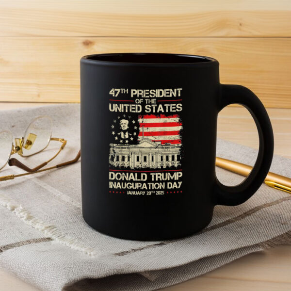 Donald-Trump-Inauguration-Day-2025-Retro-American-Flag-Trump-Mug