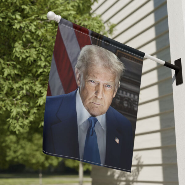 Inaugural Portrait of the 47th President Trump Flag