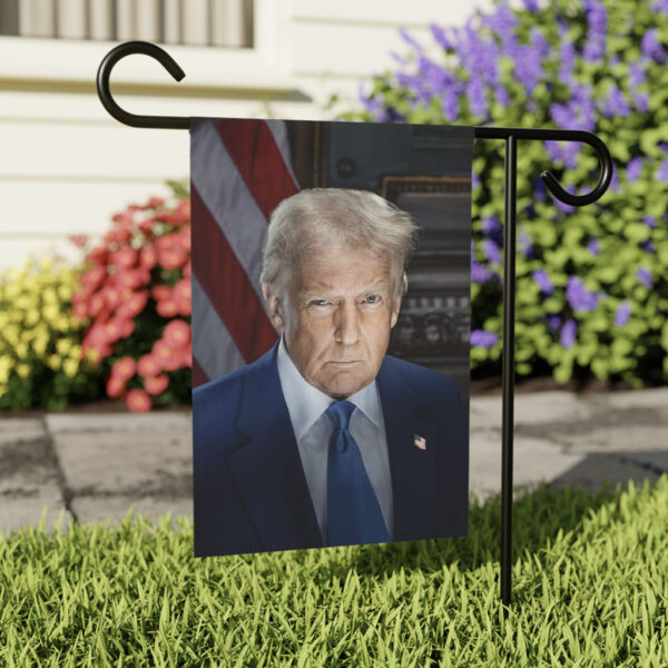 Inaugural Portrait of the 47th President Trump Flag