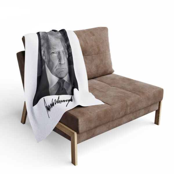 Inaugural Portrait of the 47th President Trump Fleece Blanket