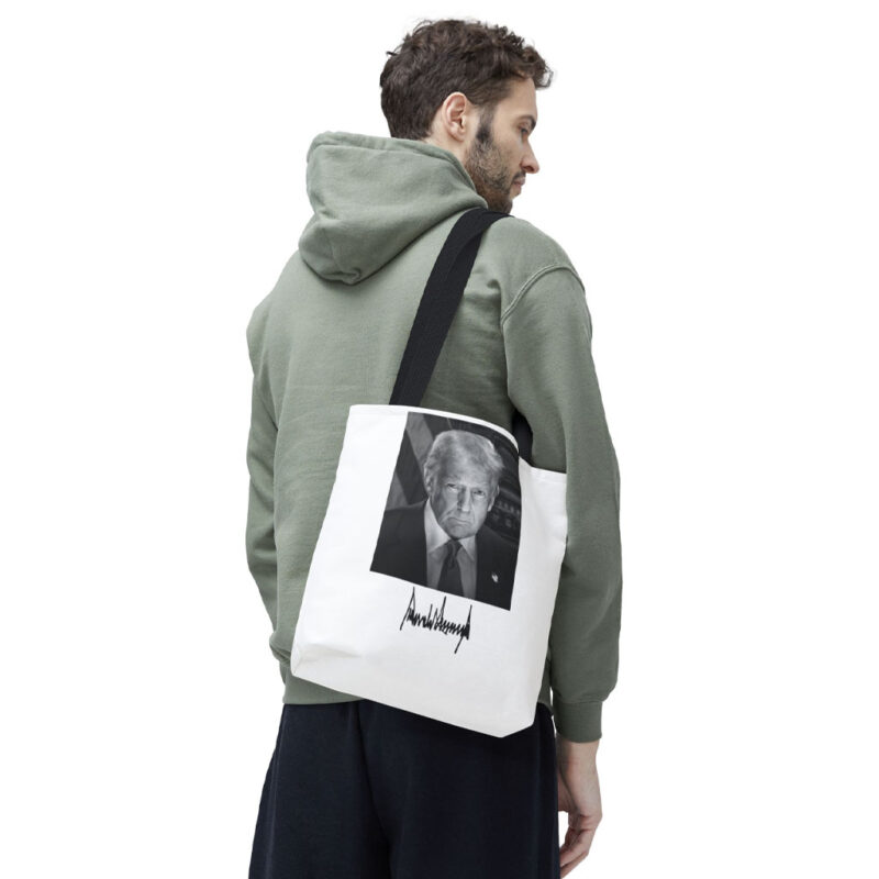 Inaugural Portrait of the 47th President Trump Tote Bag 18 Inaugural Portrait of the 47th President Trump Tote Bag