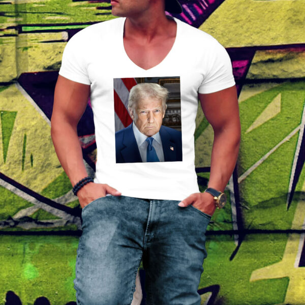 Trump’s Official Inauguration Portrait in Color T-Shirt