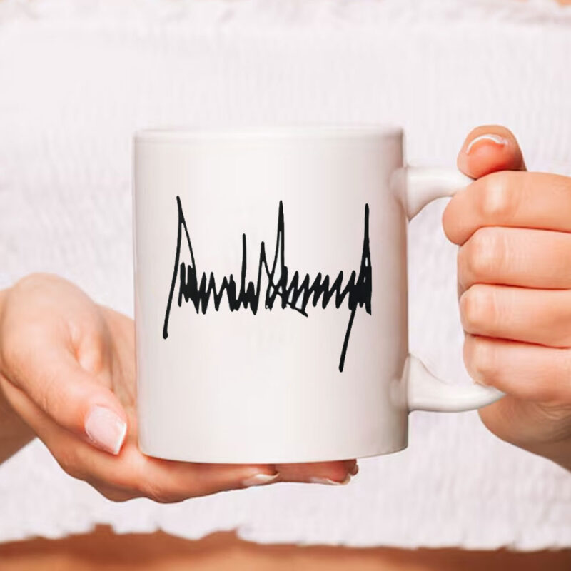 Donald Trump Signature Essential Mugs 9 Donald Trump Signature Essential Mugs